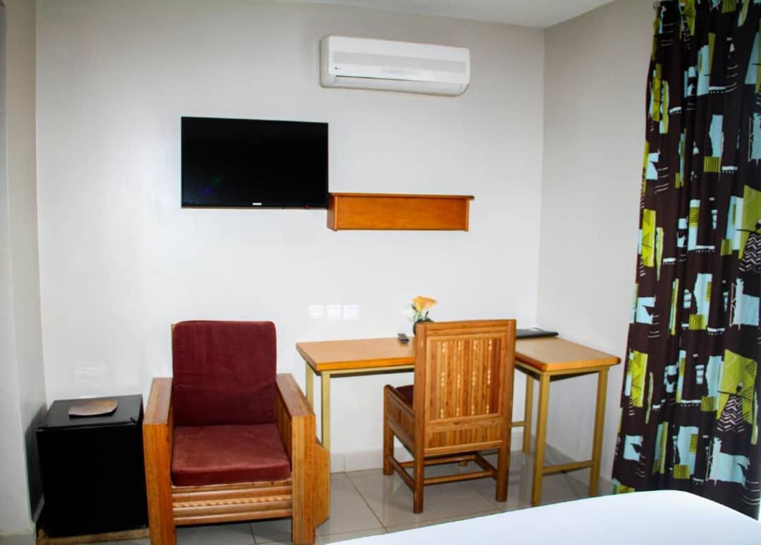 Congress Hotel Yaoundé Εξωτερικό φωτογραφία